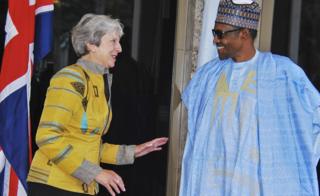 Faraministar Birtaniya tana gaisawa da Muhammadu Buhari a Abuja, Nigeria - ranar Laraba 29 Agusta 2018.