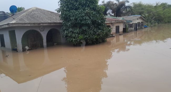 flooded-house404397846775144749